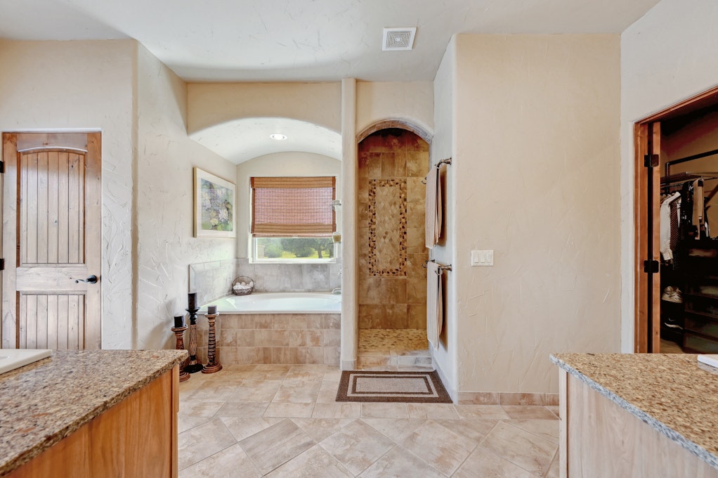 300 Ann\'s way, Blanco, TX 78606, Presented by Robby Robinson, All City